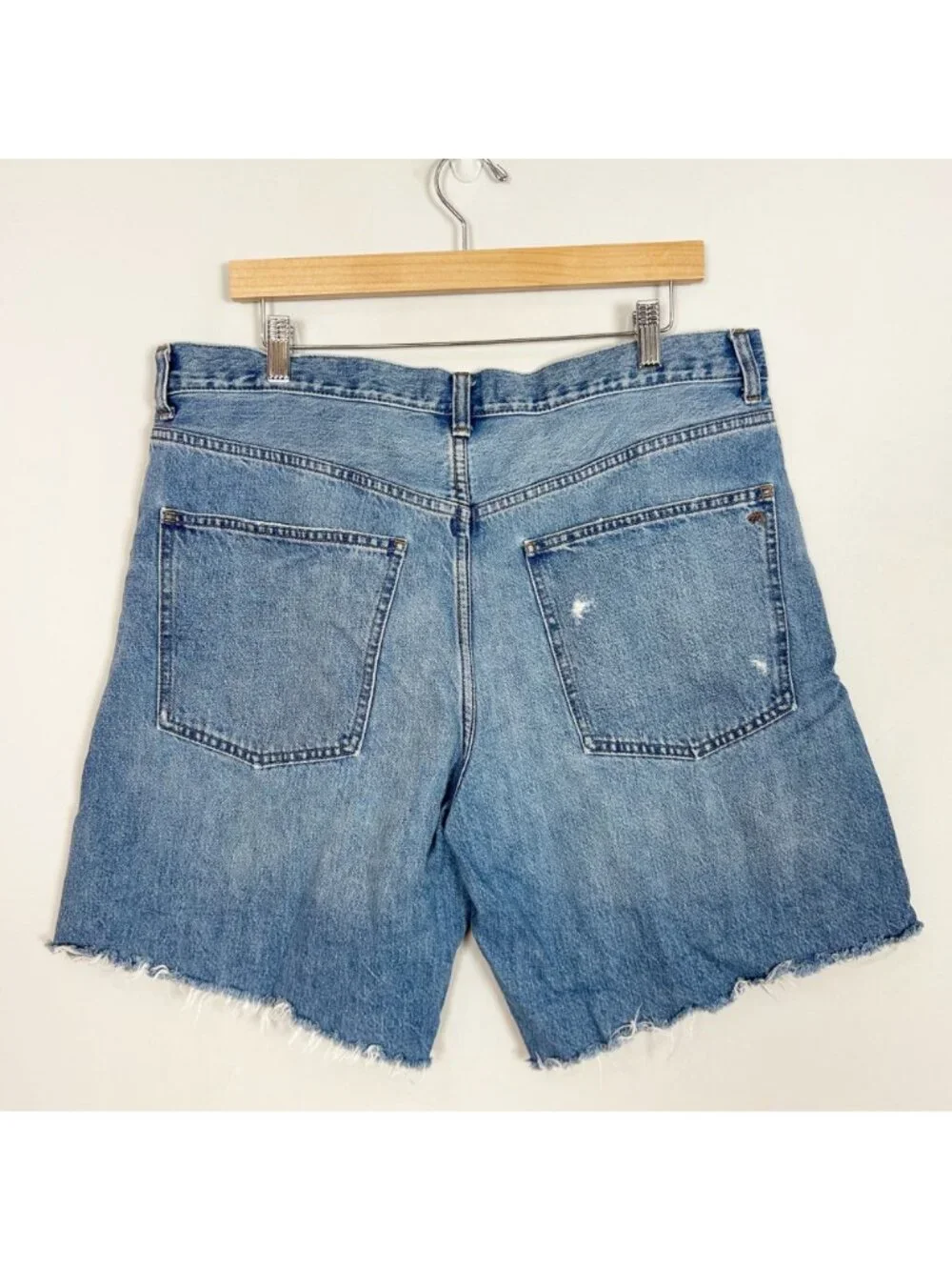 Madewell Essex Long Baggy Denim Shorts Cutoff Distressed Size 31 Women's